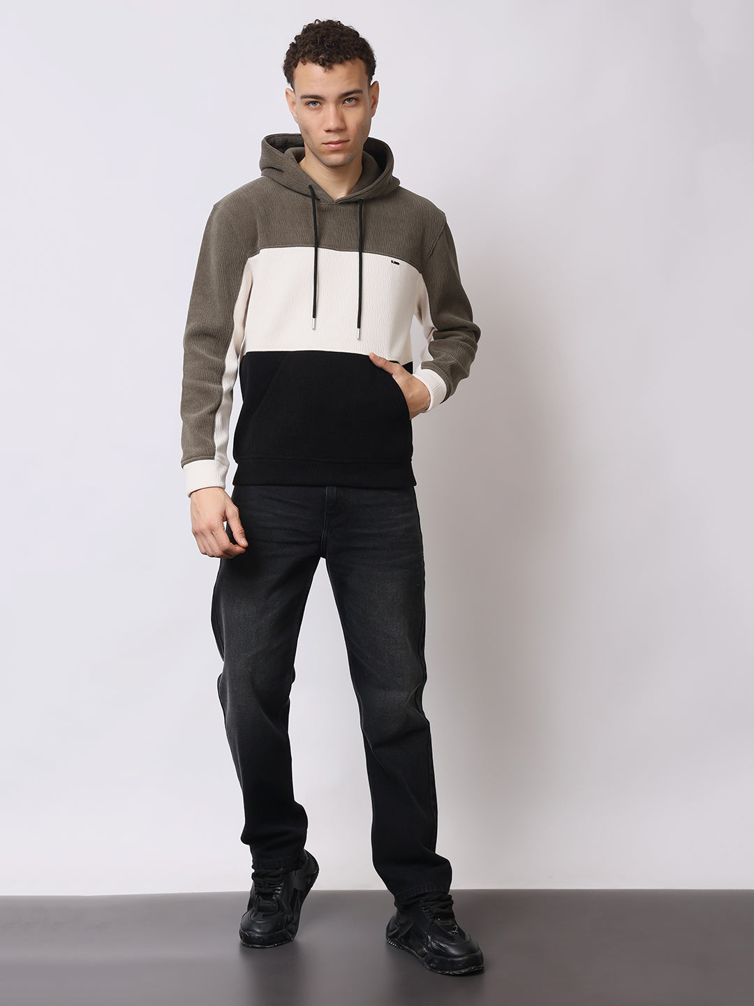 Stylox Men’s Colorblock Winter Hoodie – Warm Fleece Pullover with Kangaroo Pocket & Drawstring Hood