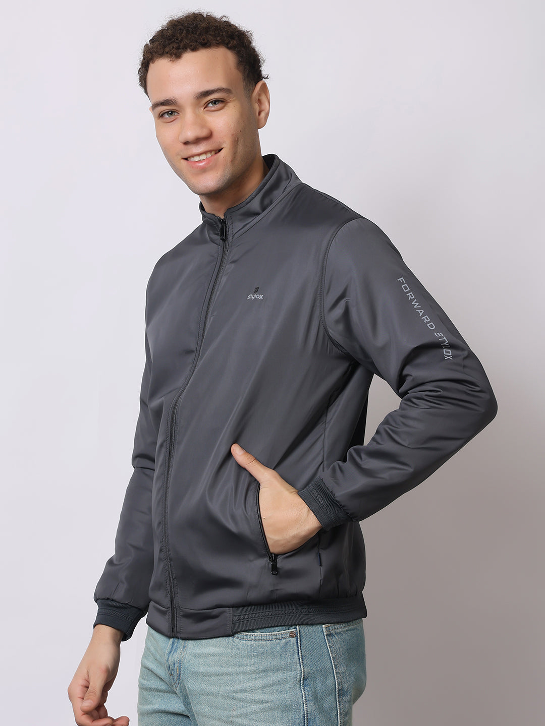 Stylox Men’s High-Neck Winter Jacket – Lightweight Windcheater with Warm Lining & Full-Zip Closure