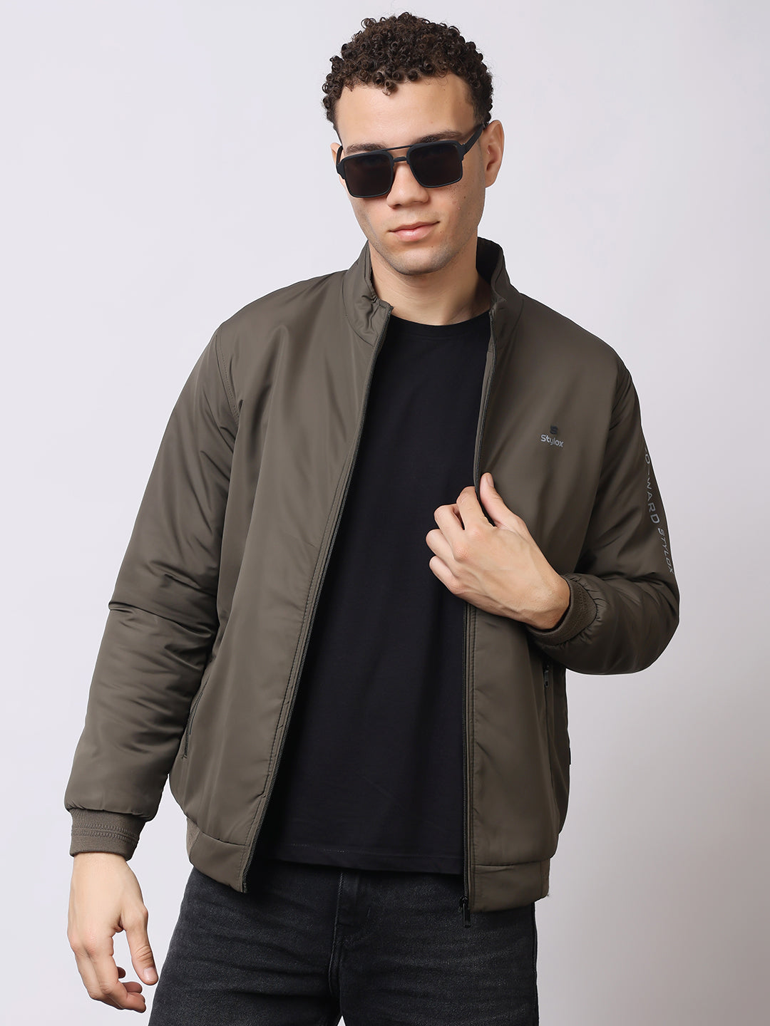 Stylox Men’s High-Neck Winter Jacket – Lightweight Windcheater with Warm Lining & Full-Zip Closure