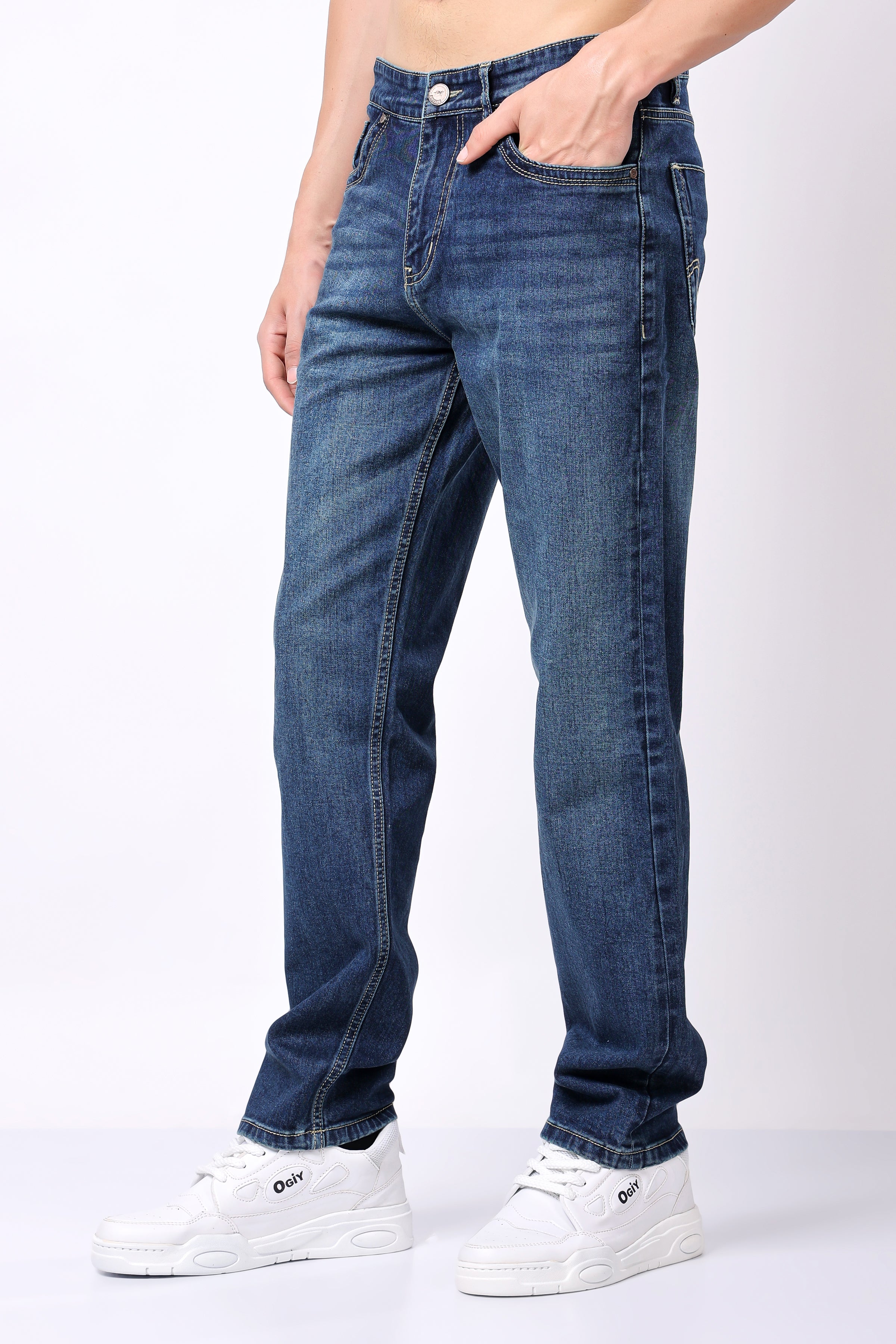 Stylox Men's Relaxed Fit Washed Jeans