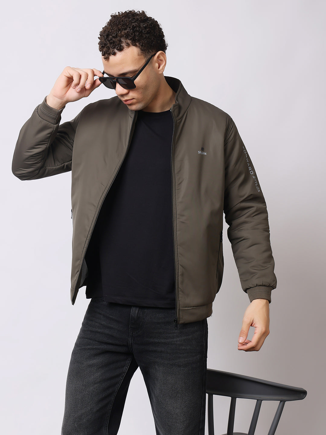 Stylox Men’s High-Neck Winter Jacket – Lightweight Windcheater with Warm Lining & Full-Zip Closure